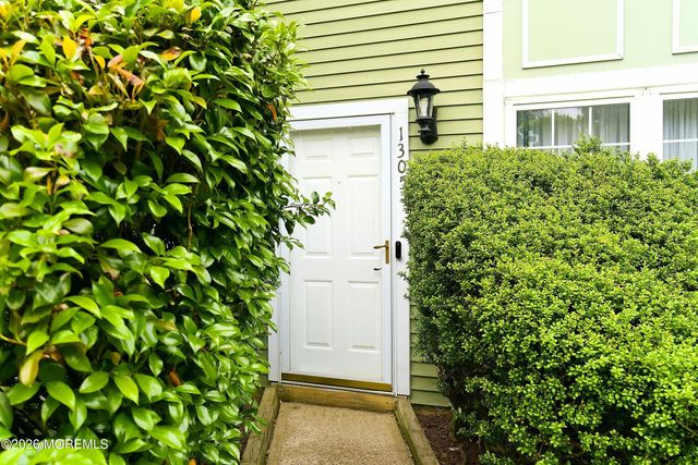 1305 Paris Court, Lakewood, NJ 08701
