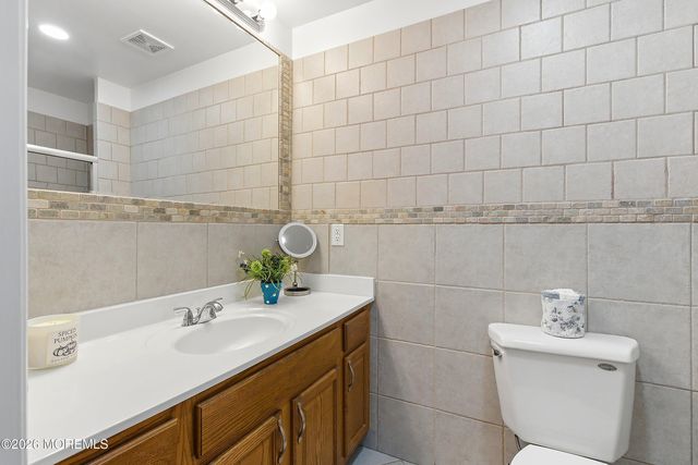 1305 Paris Court, Lakewood, NJ 08701