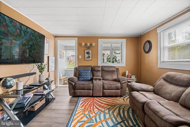 3146 MONTROSE AVE, Reading, PA 19605