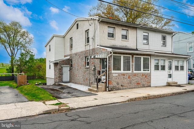 3146 MONTROSE AVE, Reading, PA 19605