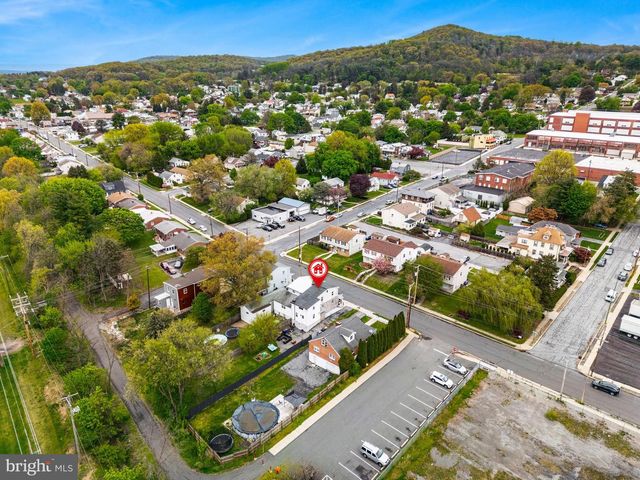 3146 MONTROSE AVE, Reading, PA 19605