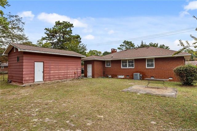 1911 Seabrook Road, Fayetteville, NC 28301