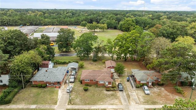 1911 Seabrook Road, Fayetteville, NC 28301