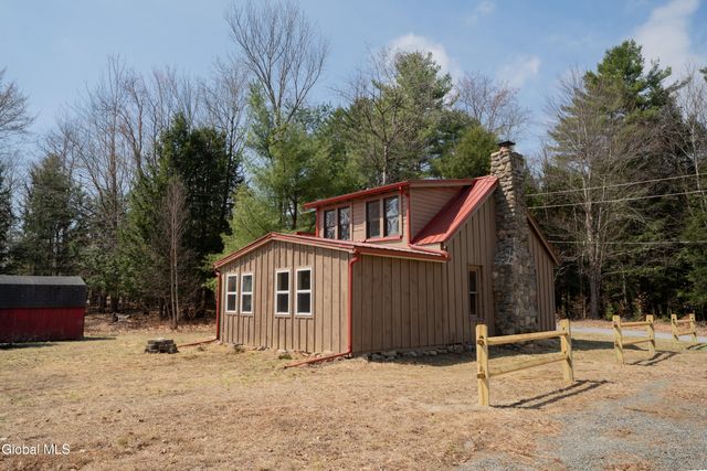 94-98 Lakeland Road, Hadley, NY 12835