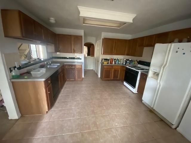 7506 Broken Arrow Street, Baytown, TX 77521
