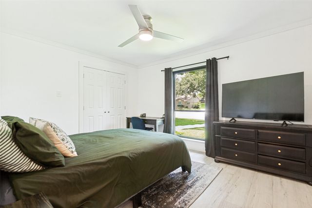 411 Ridgewood Drive, Richardson, TX 75080