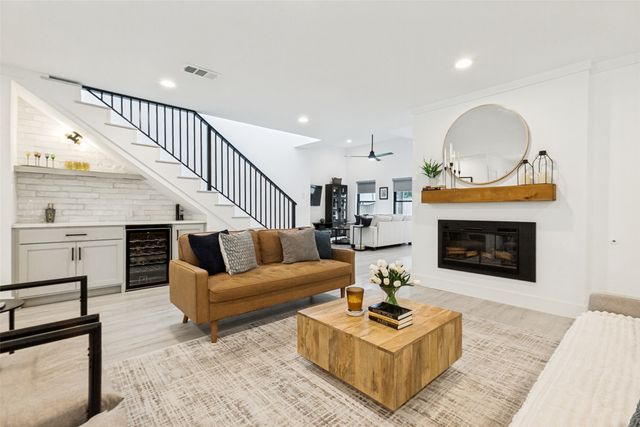 411 Ridgewood Drive, Richardson, TX 75080
