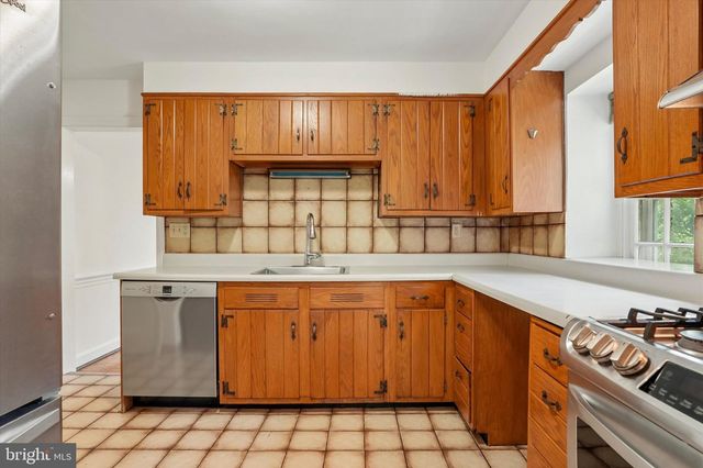 430 MCCLENAGHAN MILL RD, Wynnewood, PA 19096