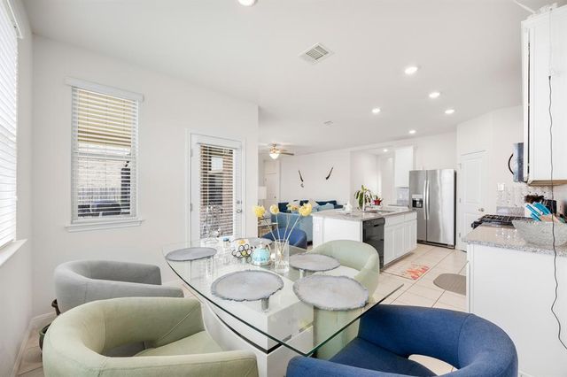 11813 Sandy Lodge CT, Manor, TX 78653