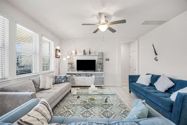 11813 Sandy Lodge CT, Manor, TX 78653