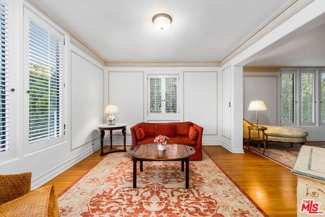 191 S Hudson Avenue, Los Angeles, CA 90004