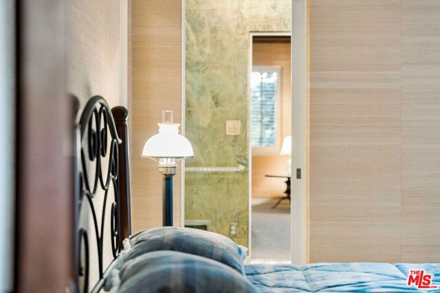 191 S Hudson Avenue, Los Angeles, CA 90004