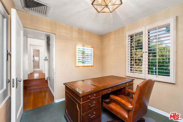 191 S Hudson Avenue, Los Angeles, CA 90004