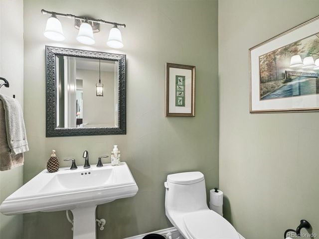 32106 Fox Run Ln, Evergreen, CO 80439