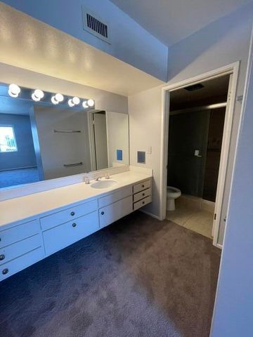 277 E Alejo Road 217, Palm Springs, CA 92262