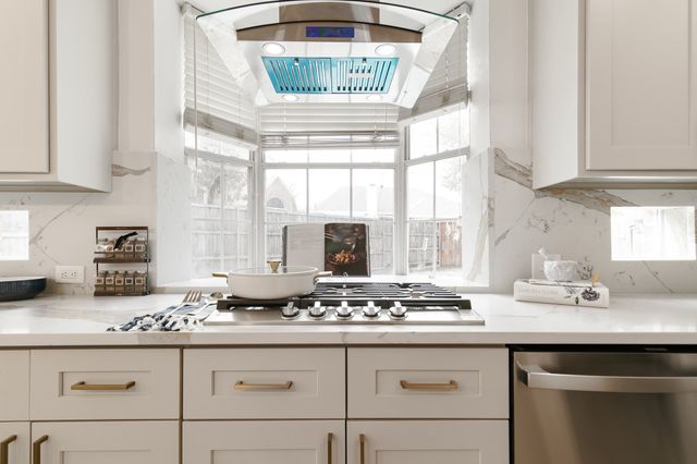 2639 Valley Creek Trail, Mckinney, TX 75072