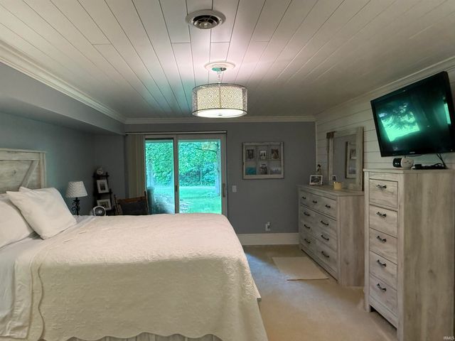 299 Spring Haven Rd, Mitchell, IN 47446