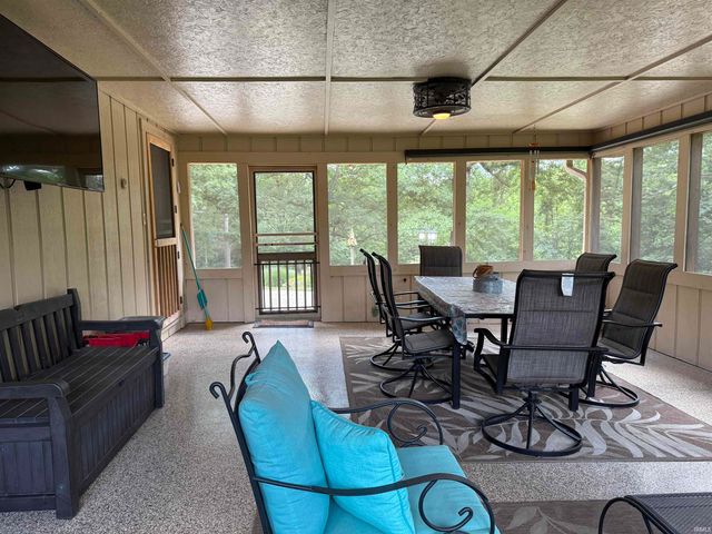 299 Spring Haven Rd, Mitchell, IN 47446