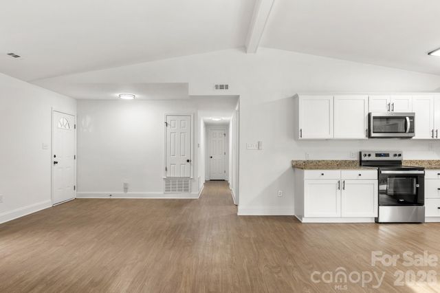 9006 Trailhead Court, Charlotte, NC 28227