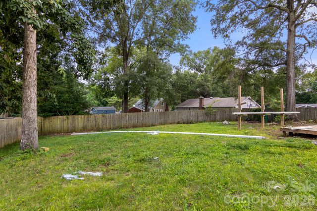 9006 Trailhead Court, Charlotte, NC 28227