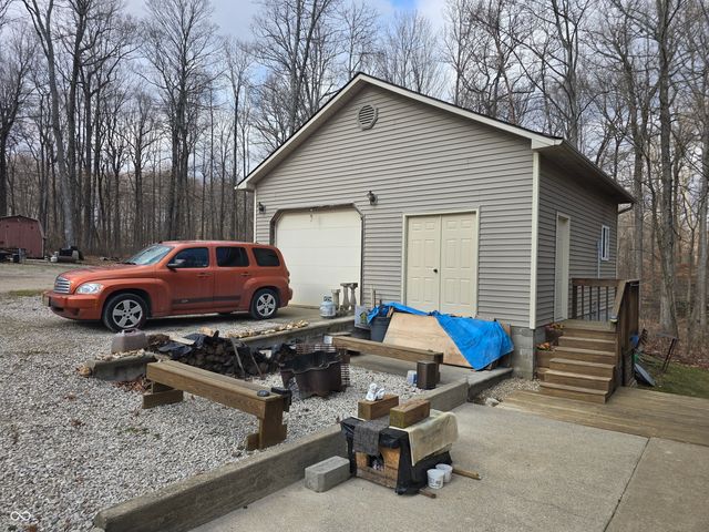 8252 W Chafin Chapel Road, Ellettsville, IN 47429