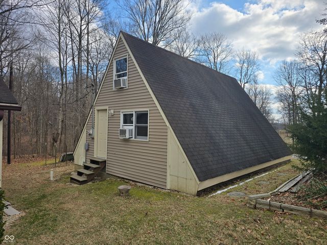 8252 W Chafin Chapel Road, Ellettsville, IN 47429