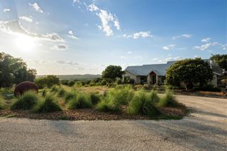 23924 MILESTONE RD, Spicewood, TX 78669
