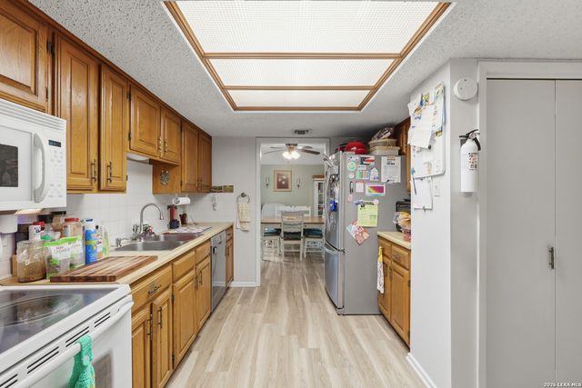 8407 Timber Crest, San Antonio, TX 78250