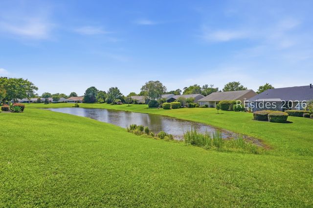 31 Spring Beauty Dr, Bluffton, SC 29909