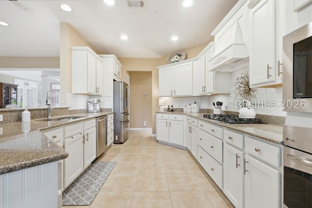 31 Spring Beauty Dr, Bluffton, SC 29909