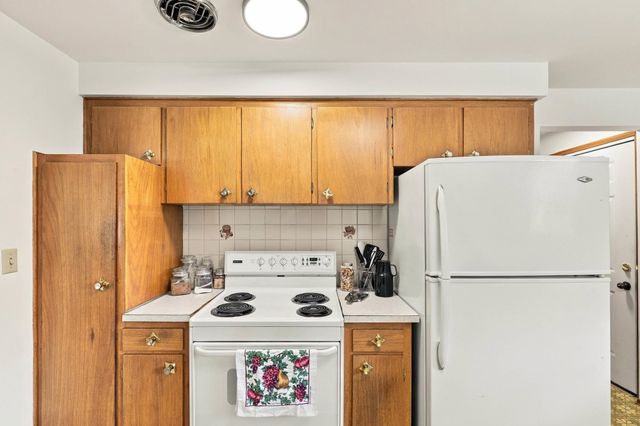 13521 E 16th Ave, Spokane Valley, WA 99216