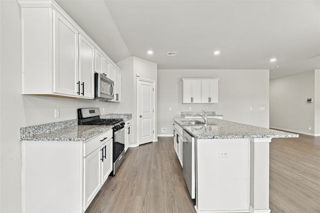 2704 W Brook Street, Claremore, OK 74017
