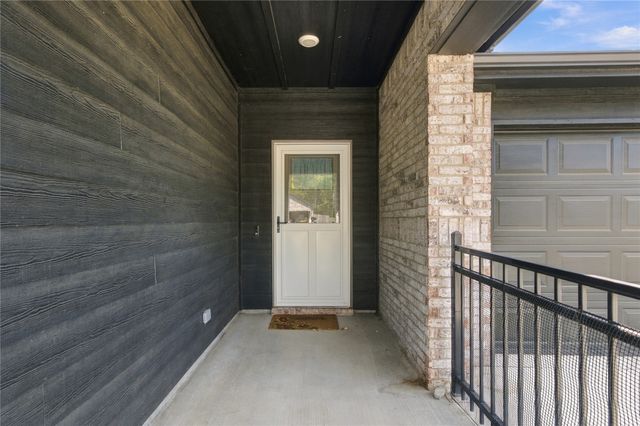 2704 W Brook Street, Claremore, OK 74017