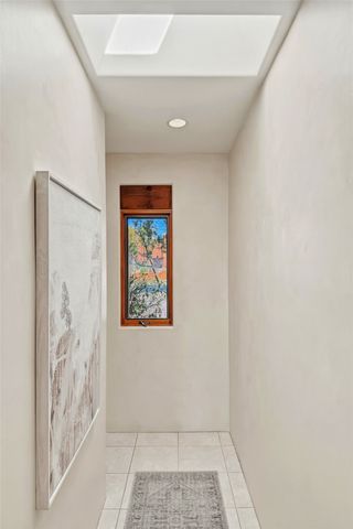 6 Camino De Vecinos, Santa Fe, NM 87507