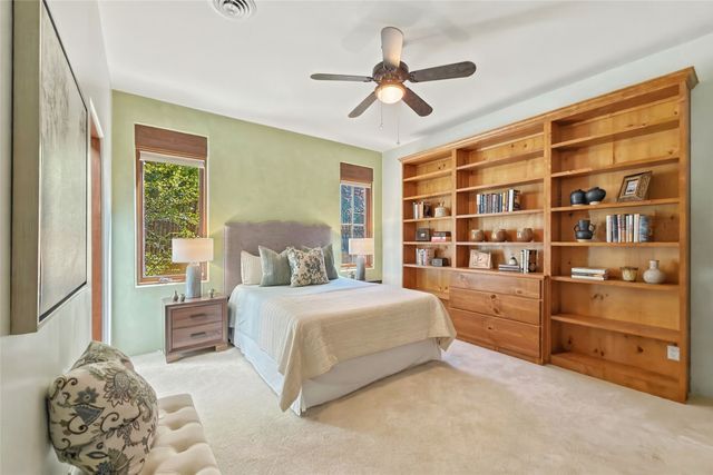 6 Camino De Vecinos, Santa Fe, NM 87507