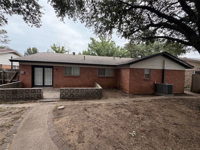 3004 David Lane, Arlington, TX 76013