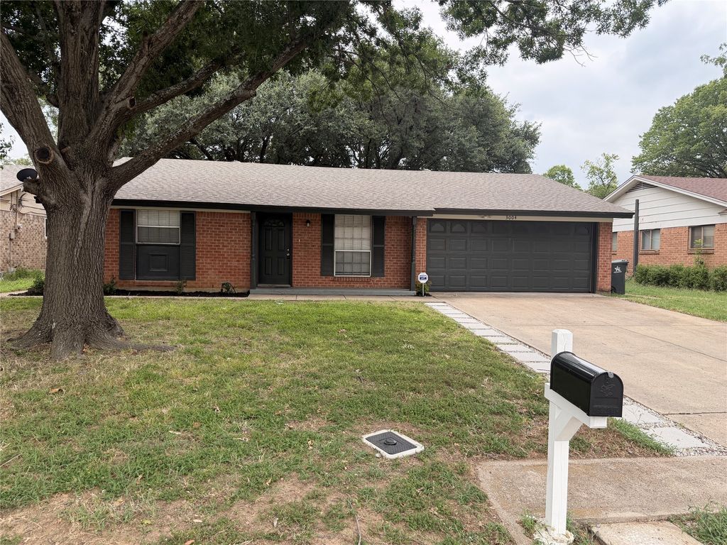 3004 David Lane, Arlington, TX 76013