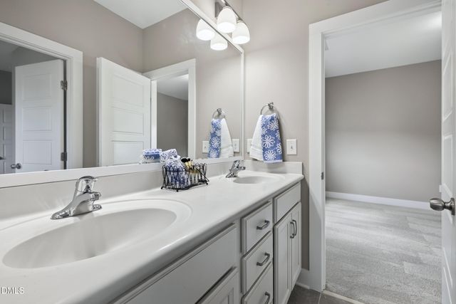 205 Diggory Drive, Holly Springs, NC 27540