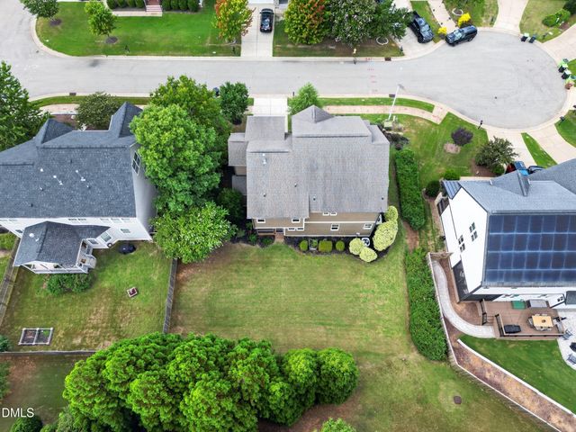 205 Diggory Drive, Holly Springs, NC 27540