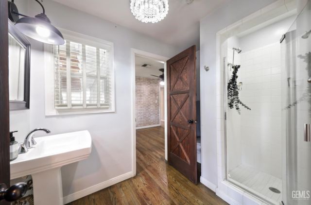 2509 Cedar Street, Bakersfield, CA 93301