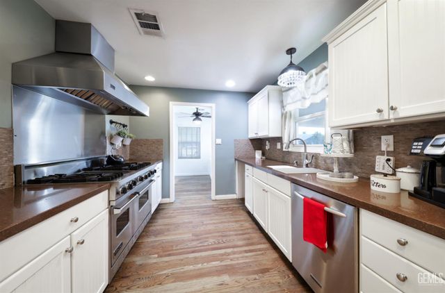 2509 Cedar Street, Bakersfield, CA 93301