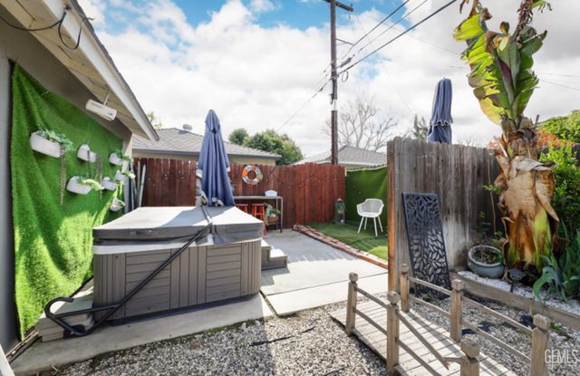 2509 Cedar Street, Bakersfield, CA 93301