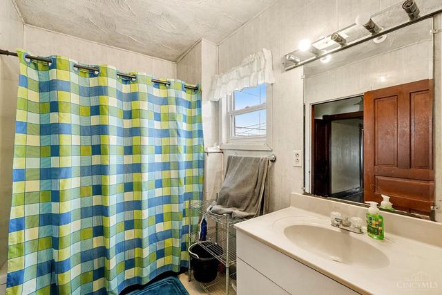 119 S West Street, Hillsboro, OH 45133