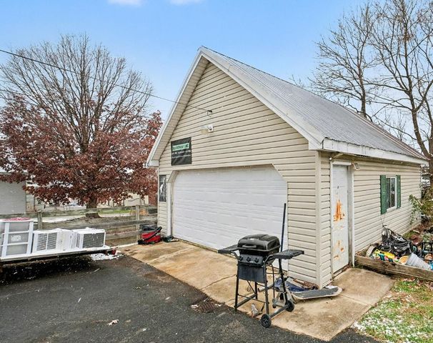 119 S West Street, Hillsboro, OH 45133