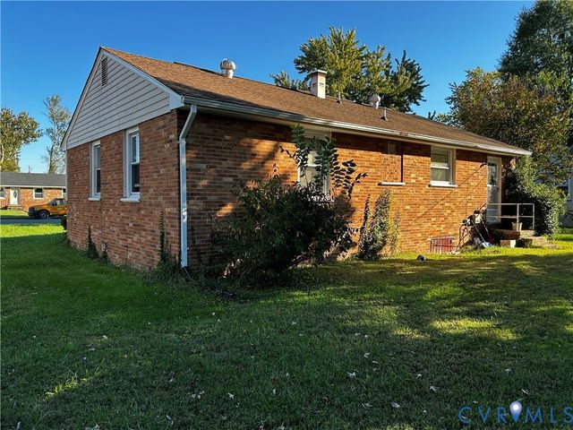 2214 Beau Ln, Henrico, VA 23223