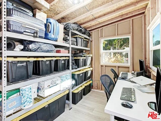 7425 W 88th Place, Los Angeles, CA 90045