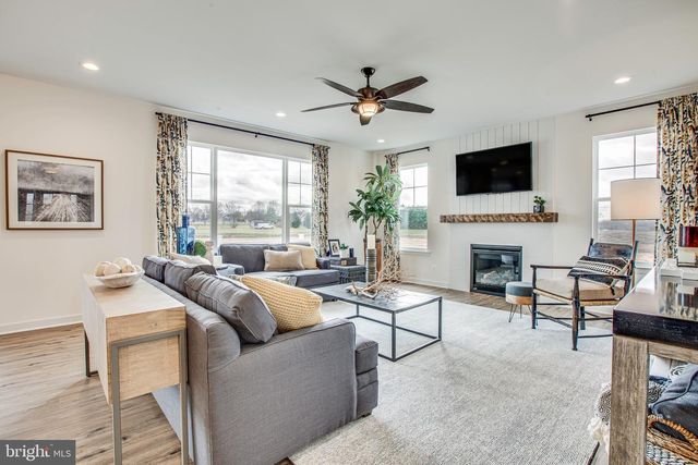 5 SEAGRASS CT, King George, VA 22485