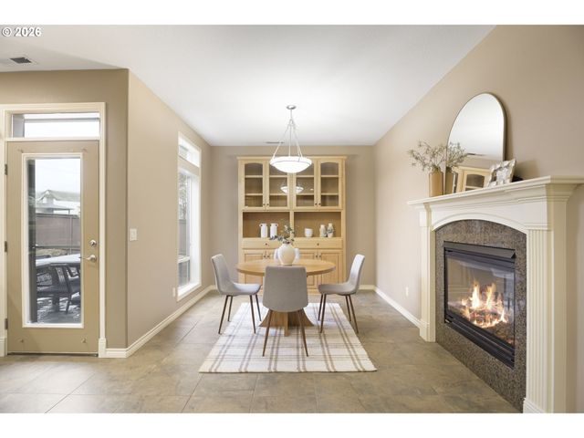 2818 Ne 173RD Ct, Vancouver, WA 98682