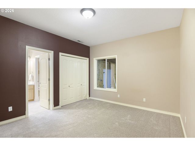 2818 Ne 173RD Ct, Vancouver, WA 98682