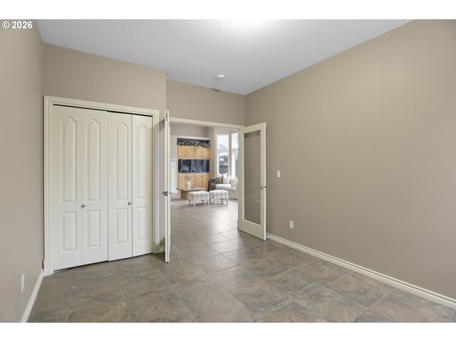 2818 Ne 173RD Ct, Vancouver, WA 98682